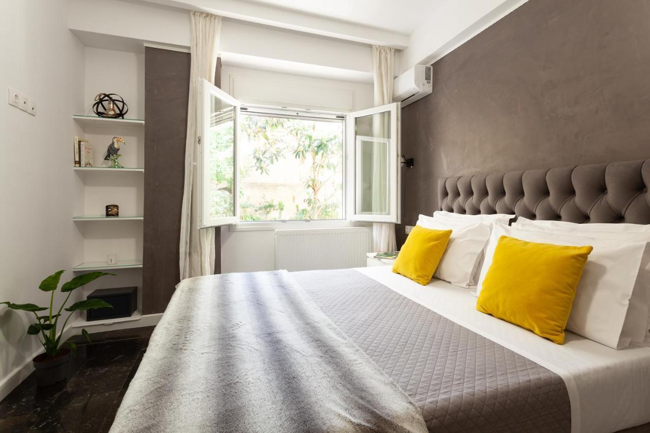 Seaside Apartment By Flisvos Marina Athènes Extérieur photo